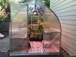 7x7 Growers Greenhouse, ClimaPod Spirit (6-mm twin wall polycarbonate)