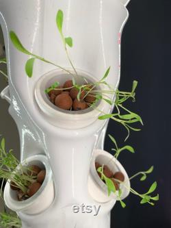 Commercial Hydroponic Vertical Tower Growing System (for 45 plants, choice of 2 colours and optional lights)