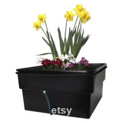 Complete hydroponic growing system. The system includes everything you need to begin a great indoor or outdoor garden.