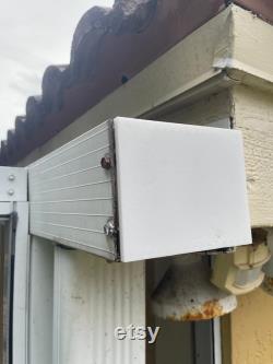 Gutter caps for square line gutters (set of 2)