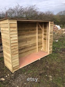 Log shed built to customer needs