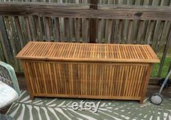 Outdoor Storage Bench Acacia Wood Garden Deck Box Storage Container Patio Backyard Furniture Decor 59 x 19.7 x 22.8 (W xD xH)