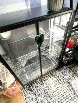 P ki akrylowe do szafki Rudsta