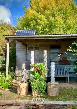 Vertical Hydroponic Tower Self-Watering Growing System (for 30 plants, choice of 2 colours)