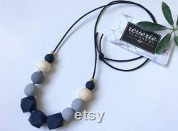 Wood grain line Designed according to minimalist schools Minimalist The wooden bead chain pattern gives a trendy look